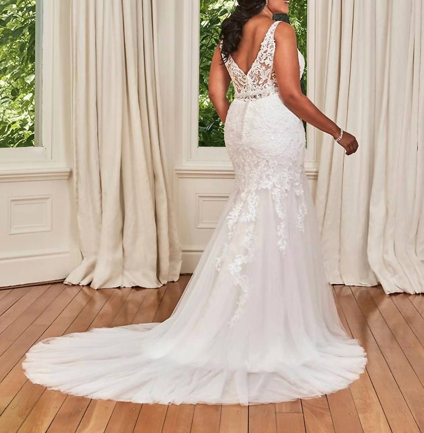 Lace And Tulle Wedding Gown