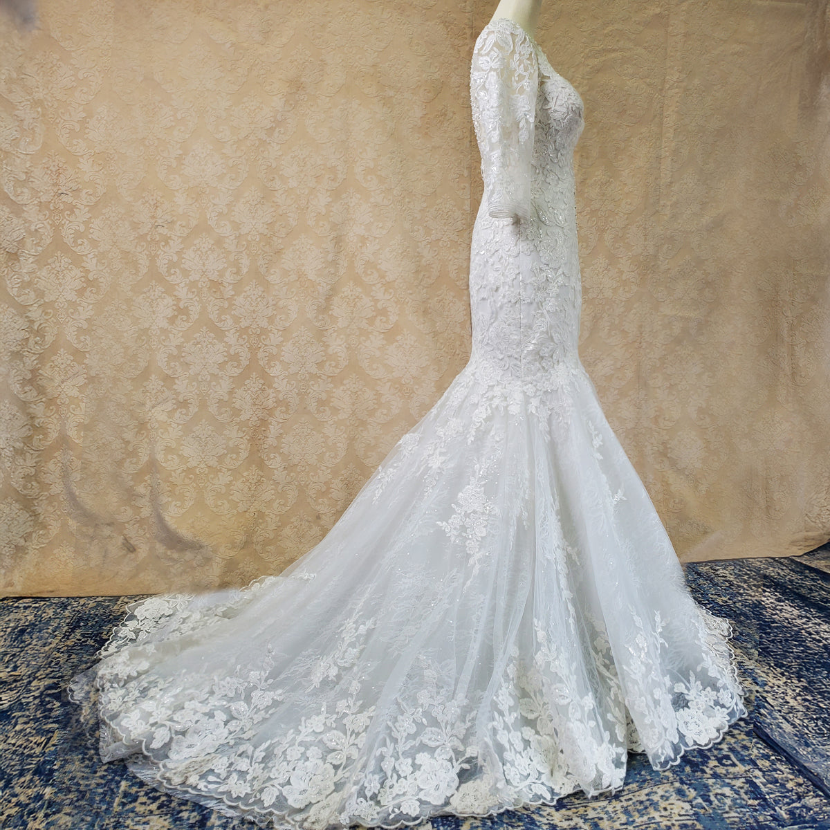 Timeless Elegance Wedding gown