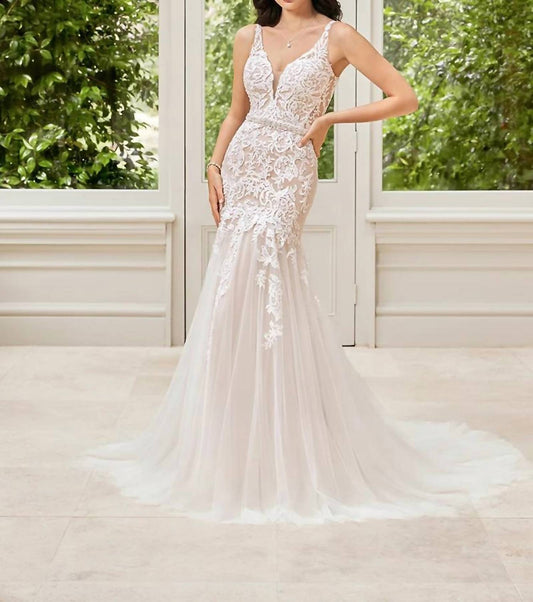 Lace And Tulle Wedding Gown