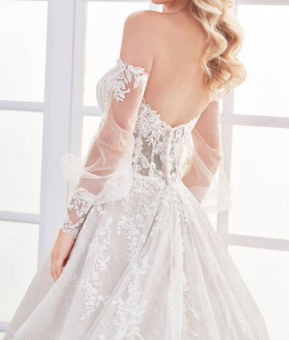 Lucia Wedding Ballgown