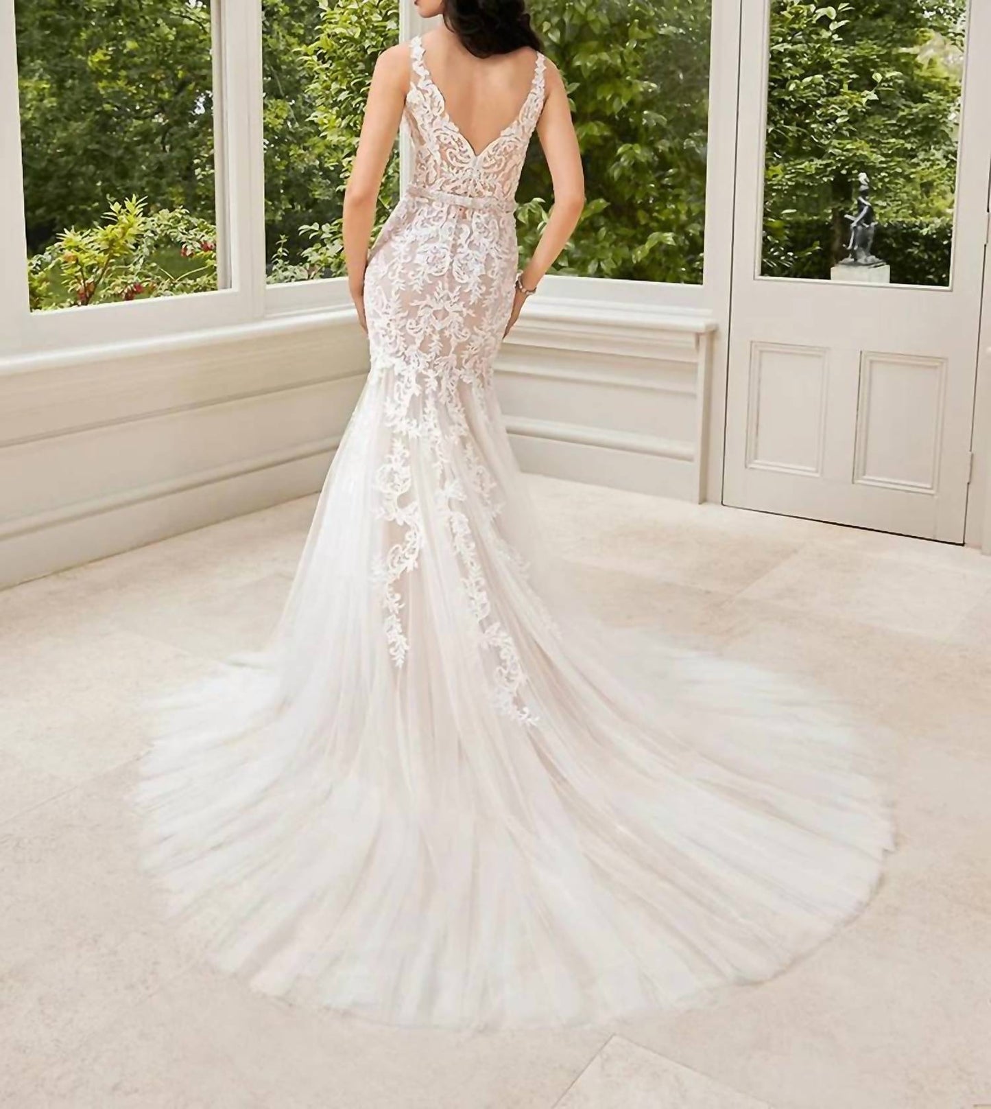 Lace And Tulle Wedding Gown