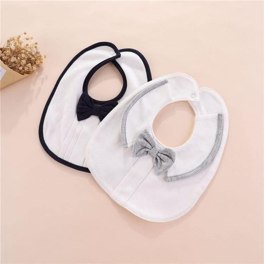 Serviettes de bave pour bébés en forme de nœud papillon