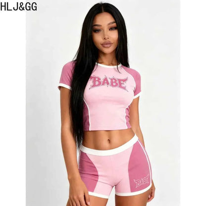 Ensemble crop top et short imprimé Y2K