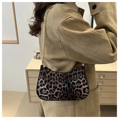 Vintage Style Square Handbag | Crossbody Bag with Adjustable Strap & Women's Messenger Shoulder Bag (Sophisticated Accessory Tote Bag Purse)