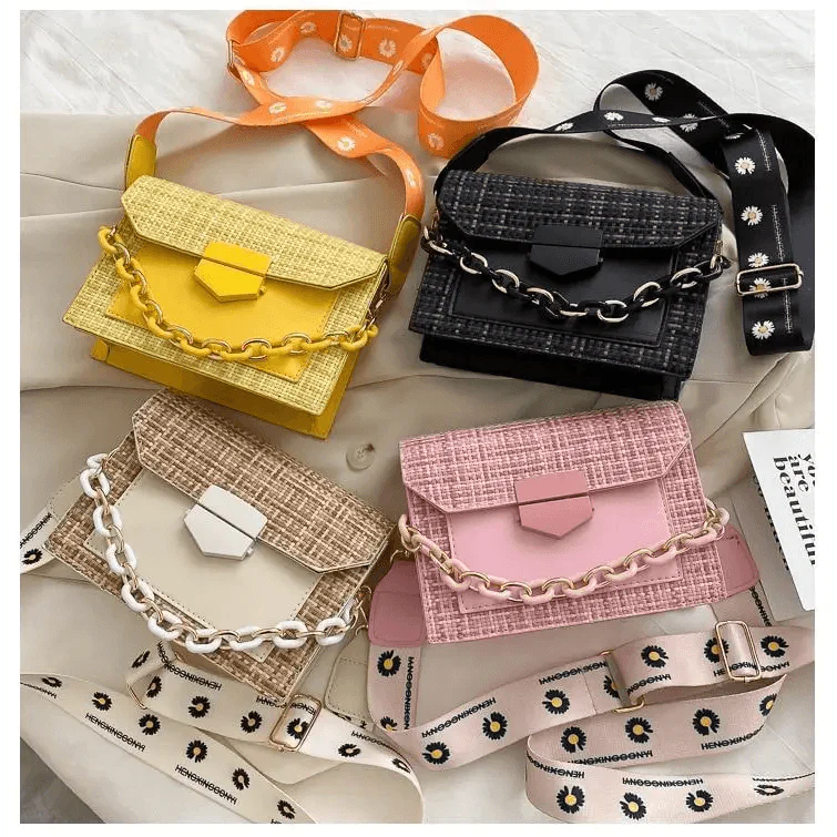 Luxury Wide Strap Shoulder Bags for Women And Girls Designer Lady Handbags and Purses Fashionable Chain Messenger Crossbody Bags