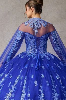 La Valentina Quince Ball gwon